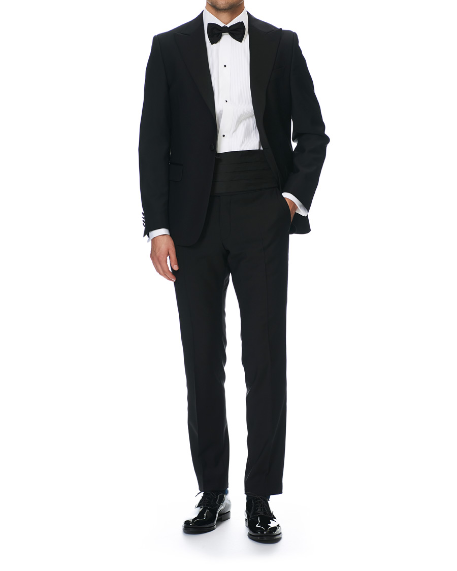 Herr | Fira nyår med stil | Oscar Jacobson | Frampton Tuxedo Jacket Black