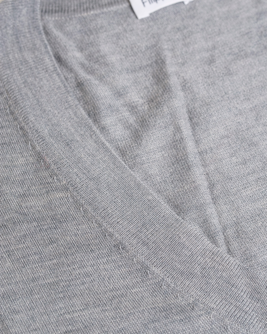 Herr | Tröjor | Filippa K | Fine Merino V-Neck Cardigan Grey Melange