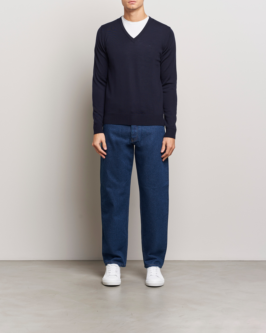 Herr | Tröjor | J.Lindeberg | Lymann True Merino V-Neck Pullover Navy