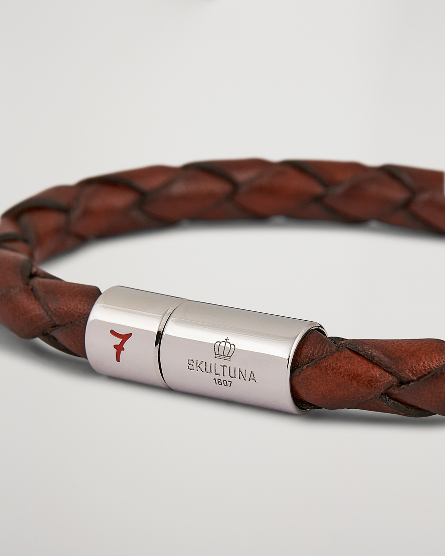 Herr | Skultuna Leather Bracelet Plaited 7 by Lino Ieluzzi Brown | Skultuna | Leather Bracelet Plaited 7 by Lino Ieluzzi Brown