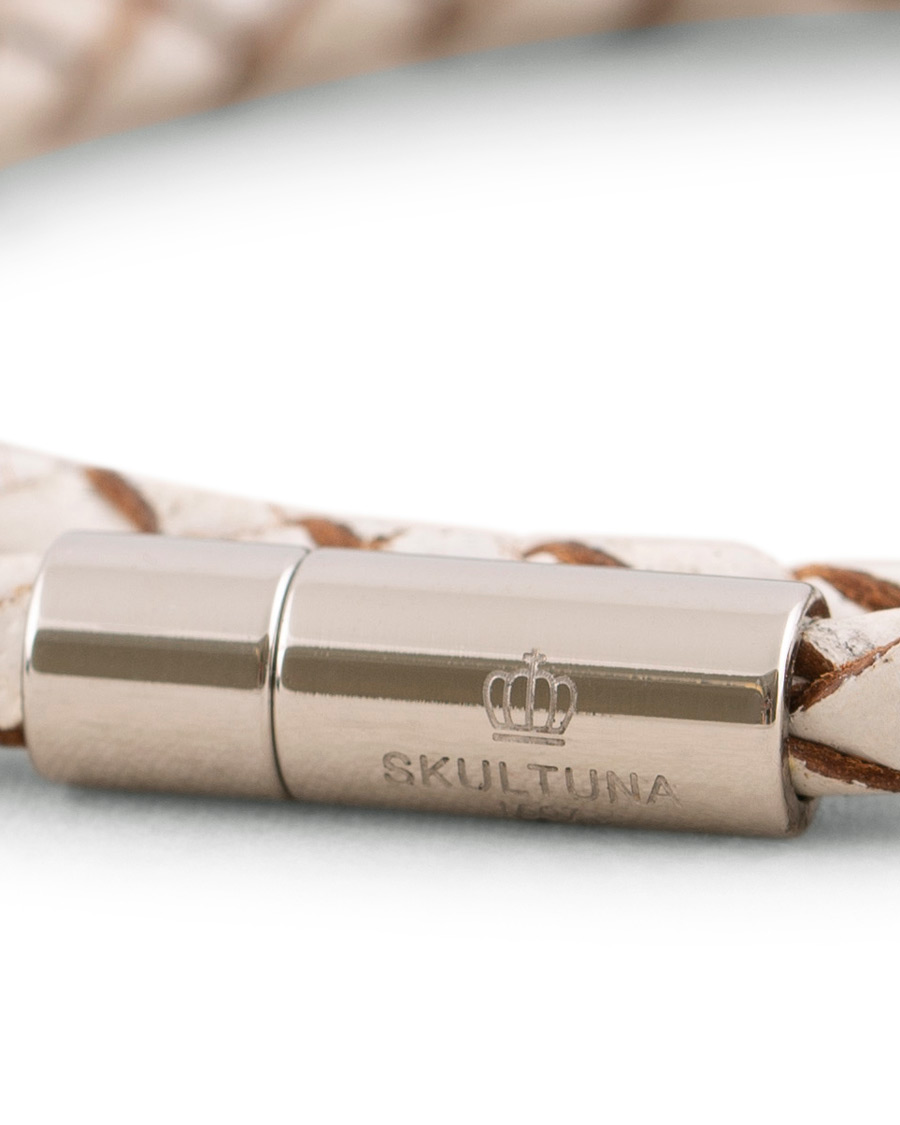 Herr | Skultuna Two Row Leather Bracelet White Silver | Skultuna | Two Row Leather Bracelet White Silver