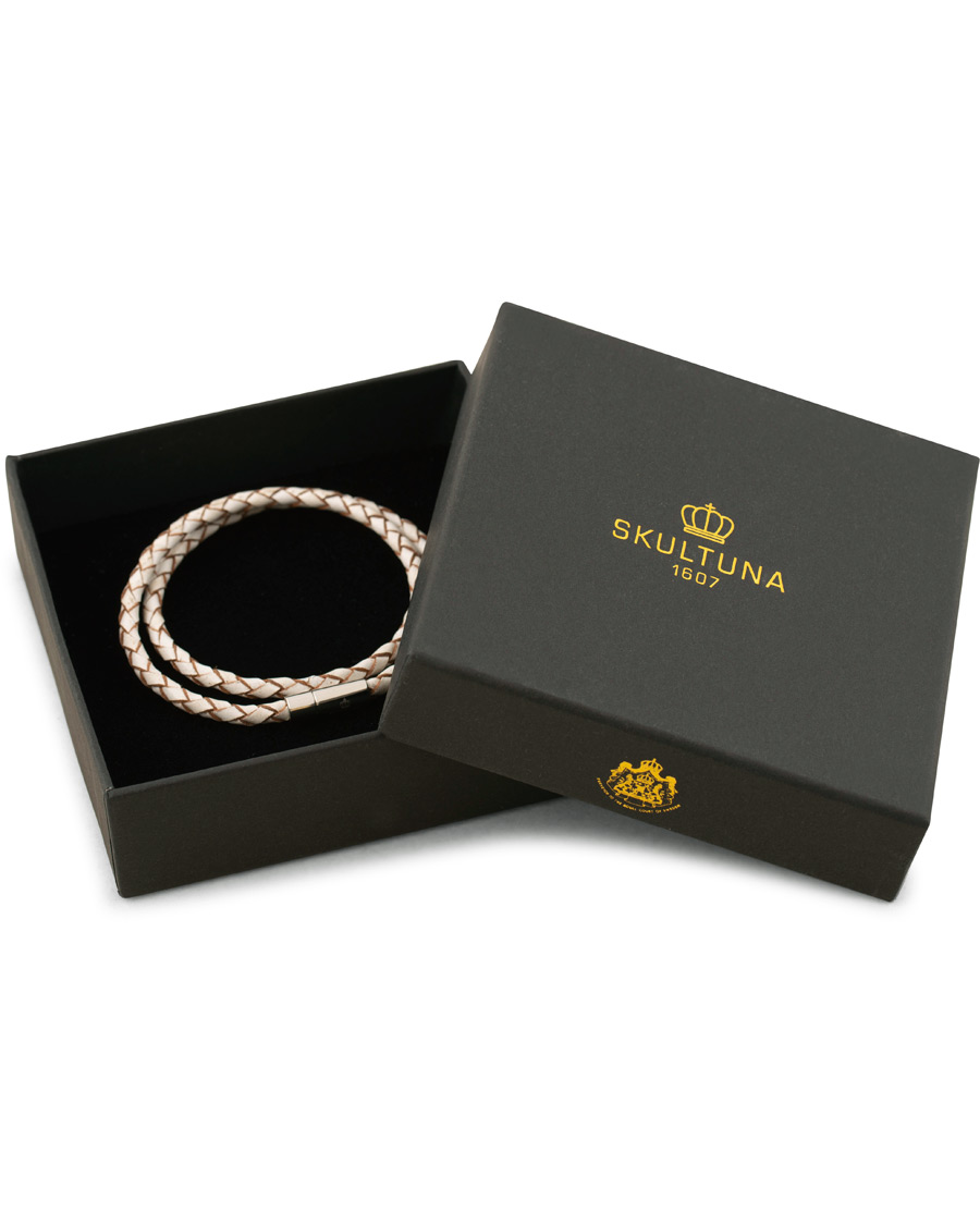Herr | Skultuna Two Row Leather Bracelet White Silver | Skultuna | Two Row Leather Bracelet White Silver