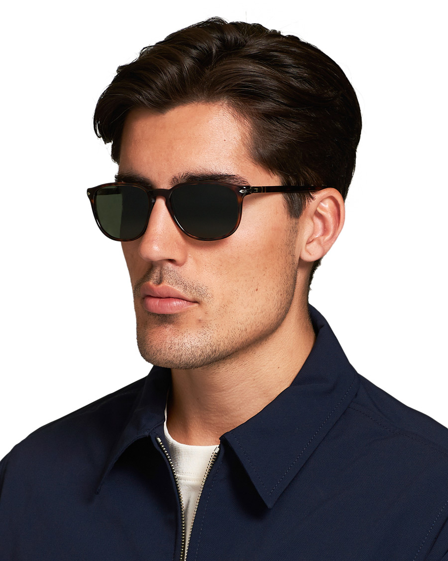 Herr | Persol PO3019S Sunglasses Havana/Crystal Green | Persol | PO3019S Sunglasses Havana/Crystal Green