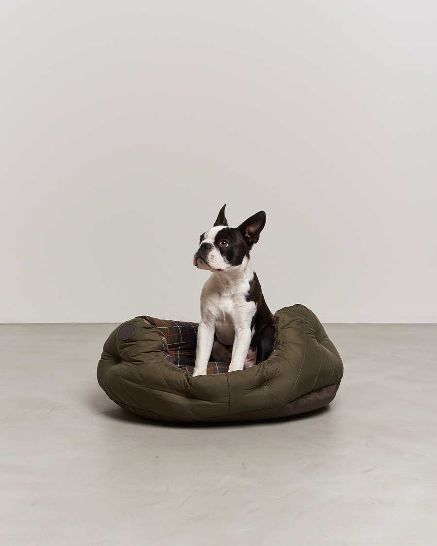 Herr | Till hunden | Barbour Heritage | Quilted Dog Bed 24'  Olive