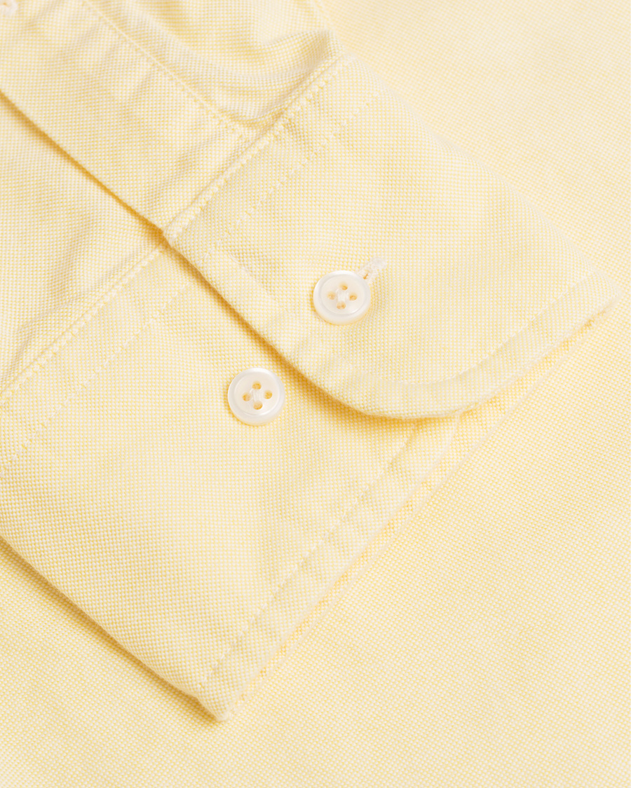 Herr | Skjortor | GANT Diamond G | The Perfect Oxford Fitted Body Shirt Soft Yellow