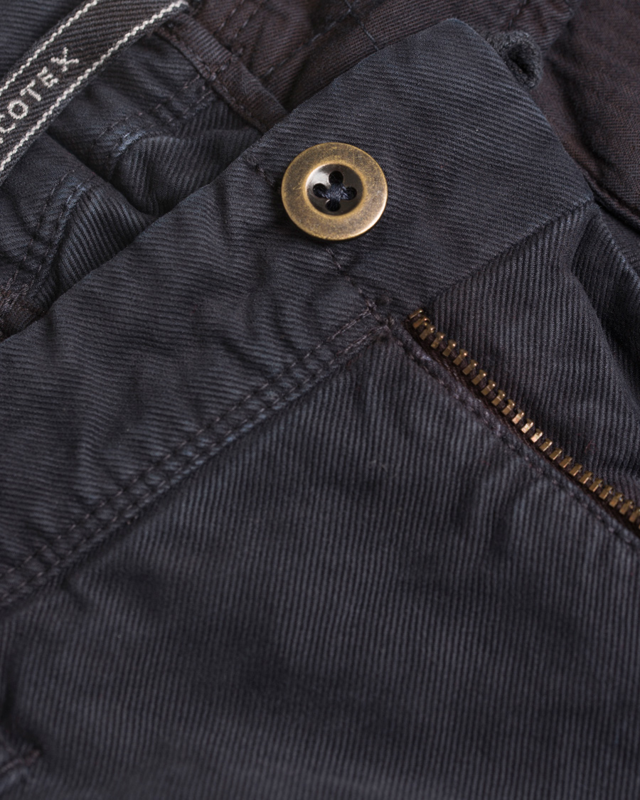 Herr | Byxor | Incotex | Slim Fit Garment Dyed Washed Chino Navy