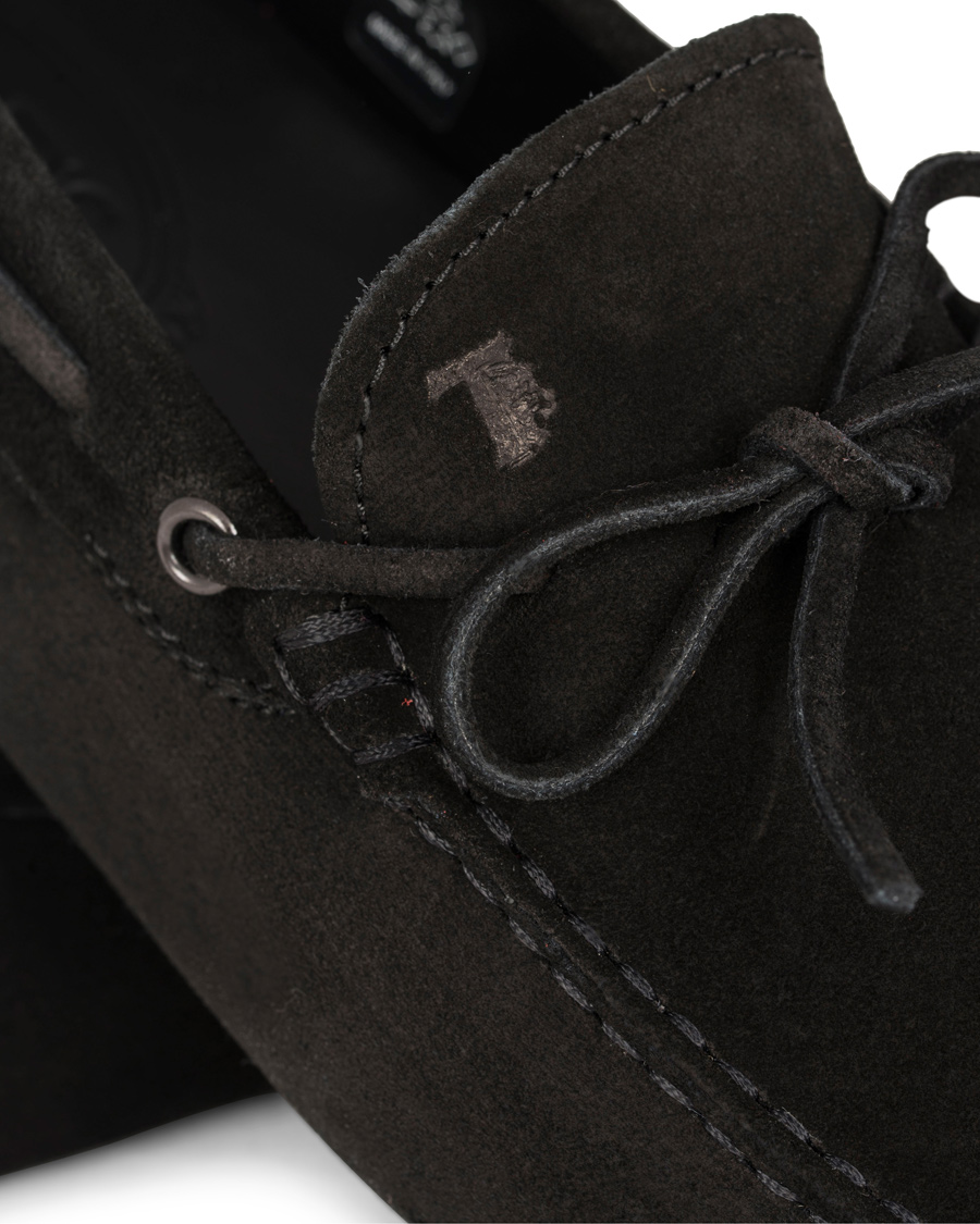 Herr | Tod's Laccetto Gommino Carshoe Black Suede | Tod's | Laccetto Gommino Carshoe Black Suede