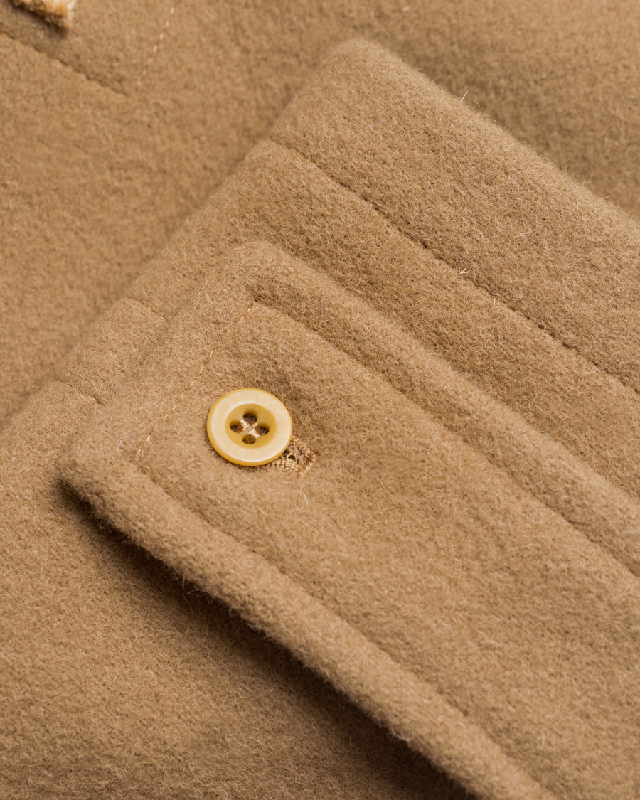 Herr | Jackor | Gloverall | Flag Monty Mid Length Duffle Camel