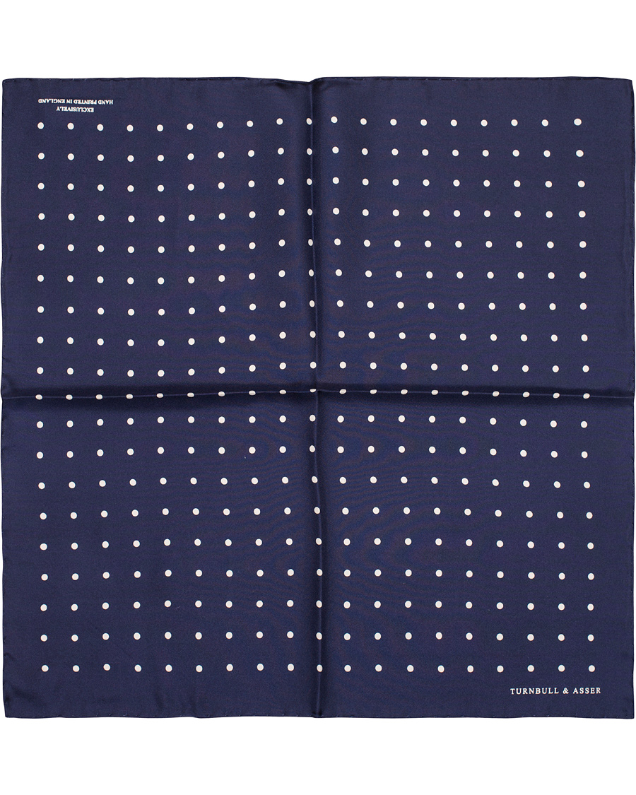 Herr | Turnbull & Asser Silk Dot Handkerchief Navy | Turnbull & Asser | Silk Dot Handkerchief Navy