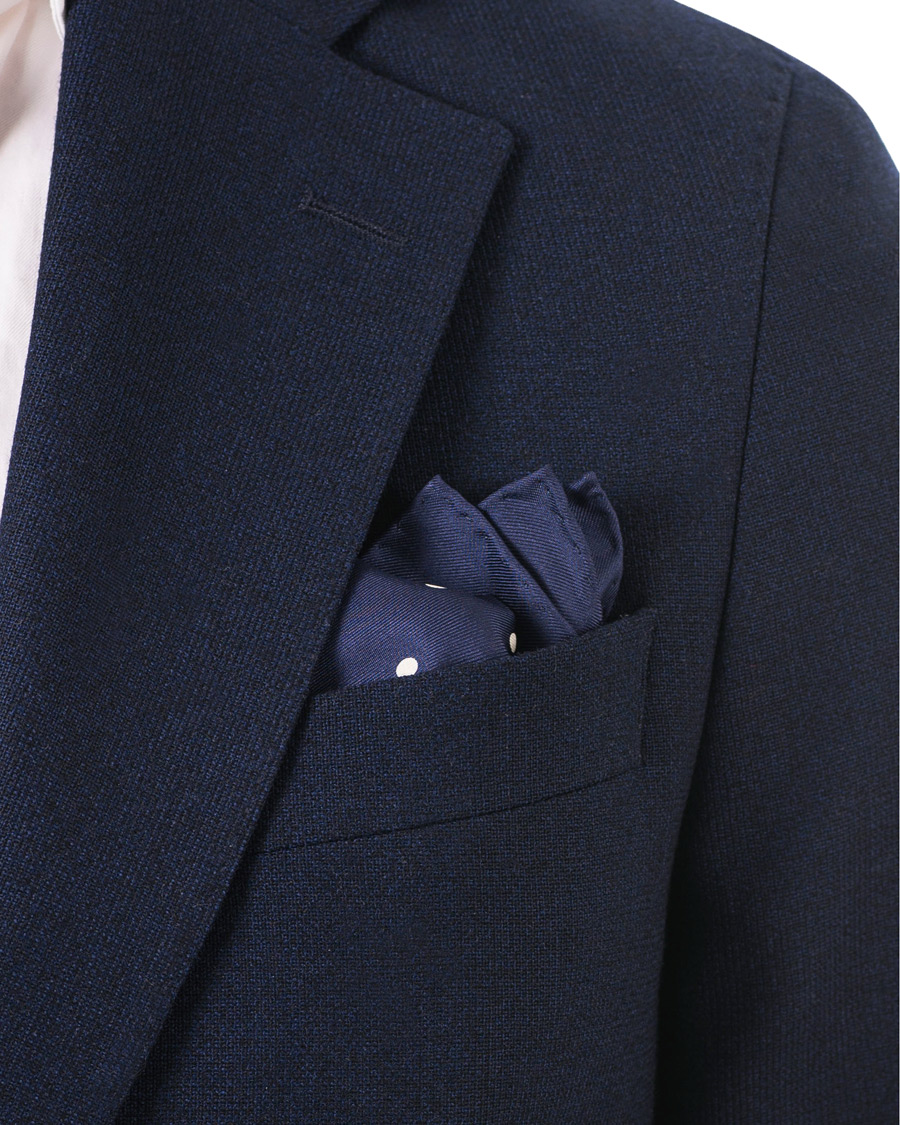 Herr | Turnbull & Asser Silk Dot Handkerchief Navy | Turnbull & Asser | Silk Dot Handkerchief Navy