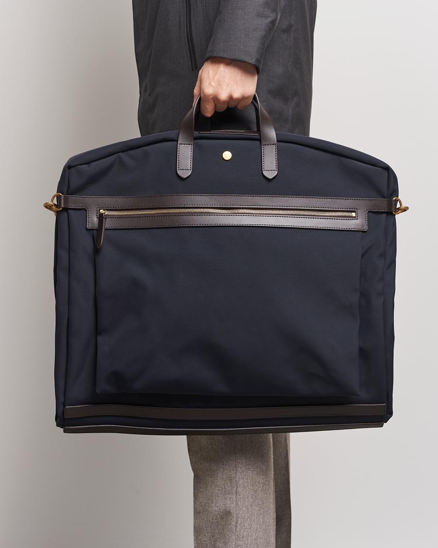 Herr | Avdelningar | Mismo | M/S Suit Carrier Navy/Dark Brown