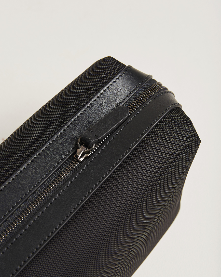 Herr | Väskor | Mismo | M/S Nylon Washbag Black/Black