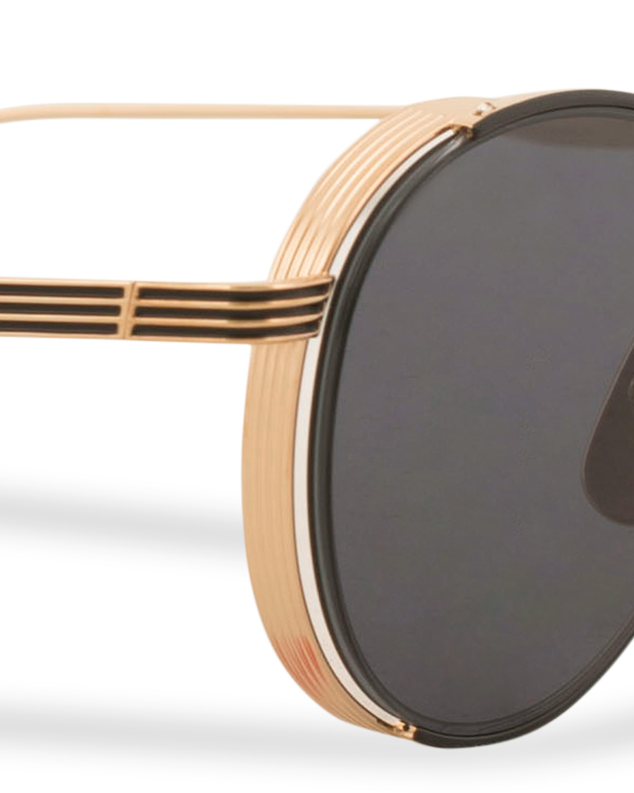 Herr | Thom Browne TB-106 Sunglasses Dark Grey/12 Carat Gold | Thom Browne | TB-106 Sunglasses Dark Grey/12 Carat Gold