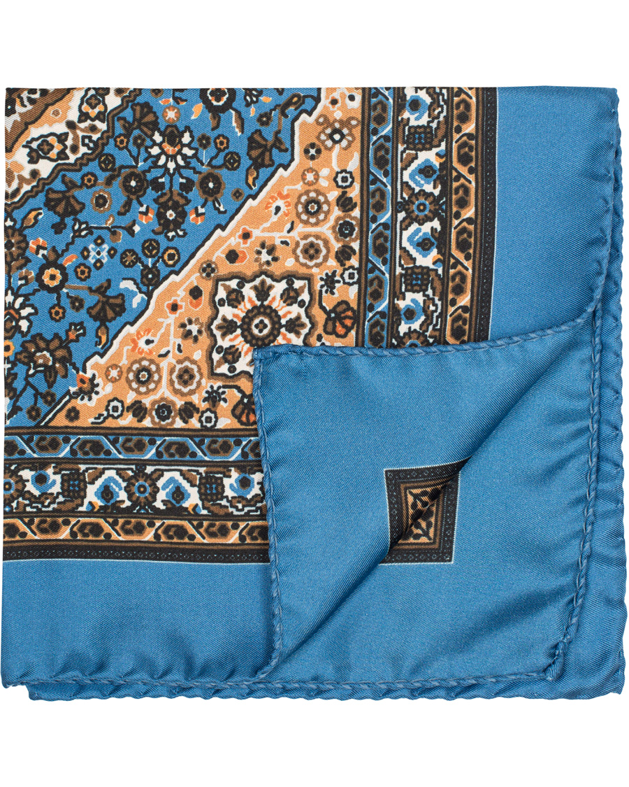 Herr | Oscar Jacobson Carpet Design Paisley Pocket Square Light Blue | Oscar Jacobson | Carpet Design Paisley Pocket Square Light Blue