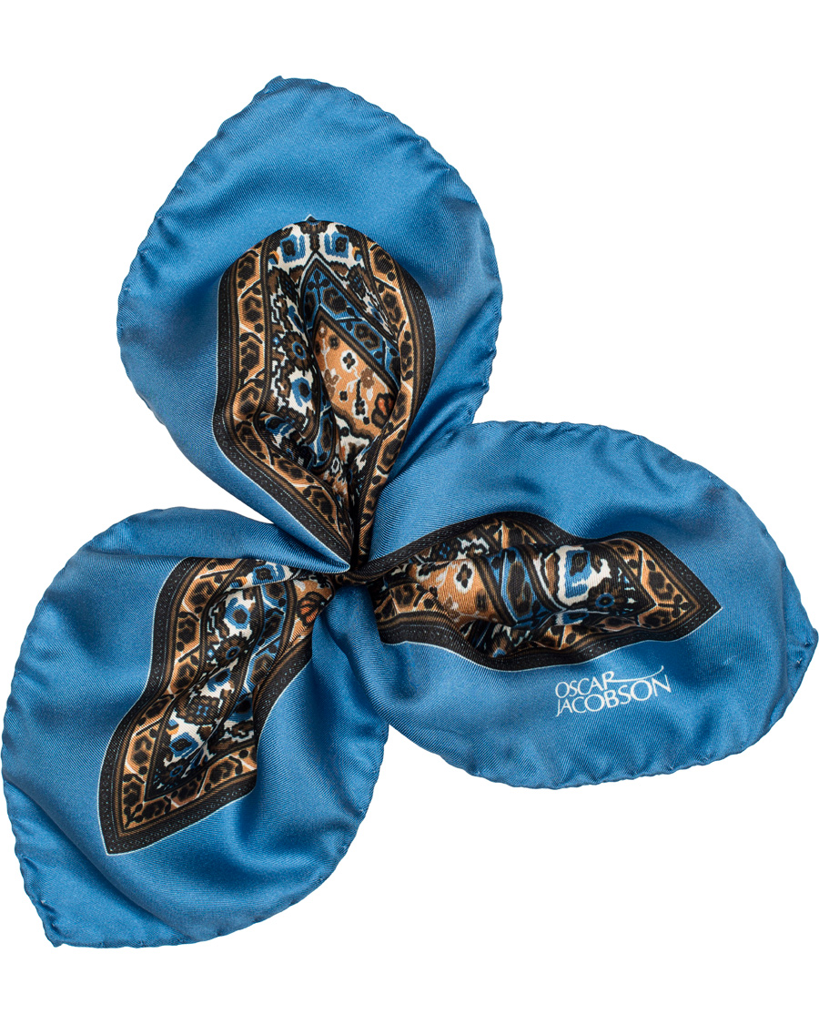 Herr | Oscar Jacobson Carpet Design Paisley Pocket Square Light Blue | Oscar Jacobson | Carpet Design Paisley Pocket Square Light Blue