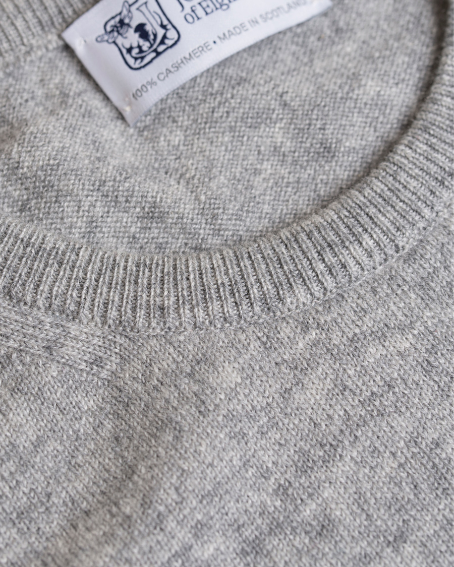 Herr | Tröjor | Johnstons of Elgin | Cashmere Crew Neck Light Grey