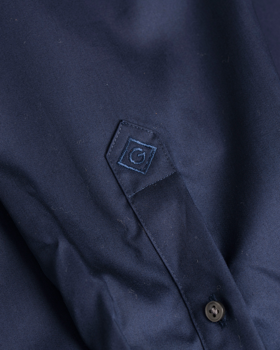 Herr | Skjortor | GANT Diamond G | Plain Satin Fitted Body Shirt Marine