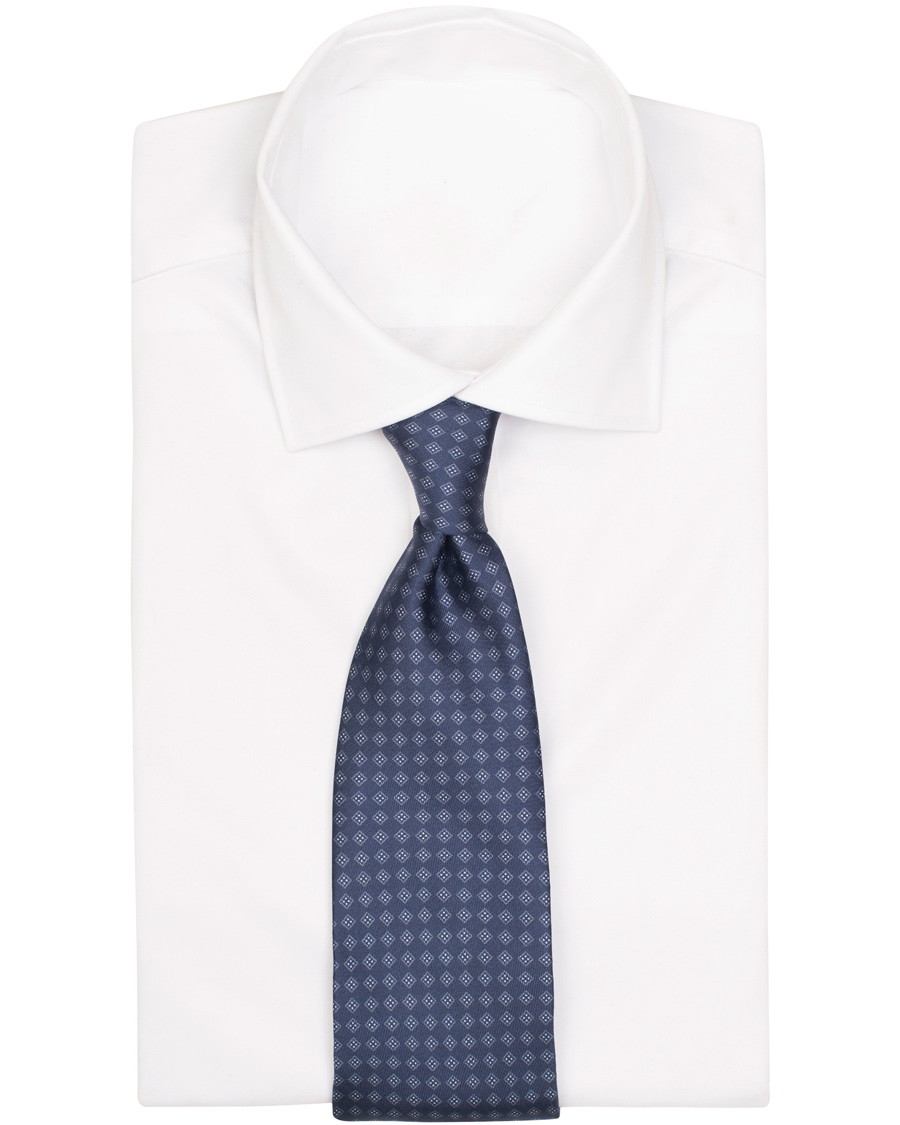 Herr | Oscar Jacobson Medallion Silk 8,5 cm Tie Blue | Oscar Jacobson | Medallion Silk 8,5 cm Tie Blue