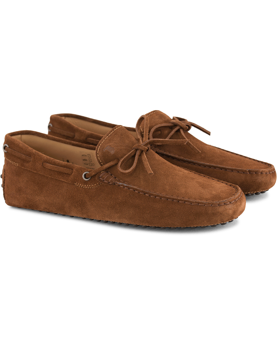 Herr | Tod's Laccetto Gommino Carshoe Light Brown Suede | Tod's | Laccetto Gommino Carshoe Light Brown Suede
