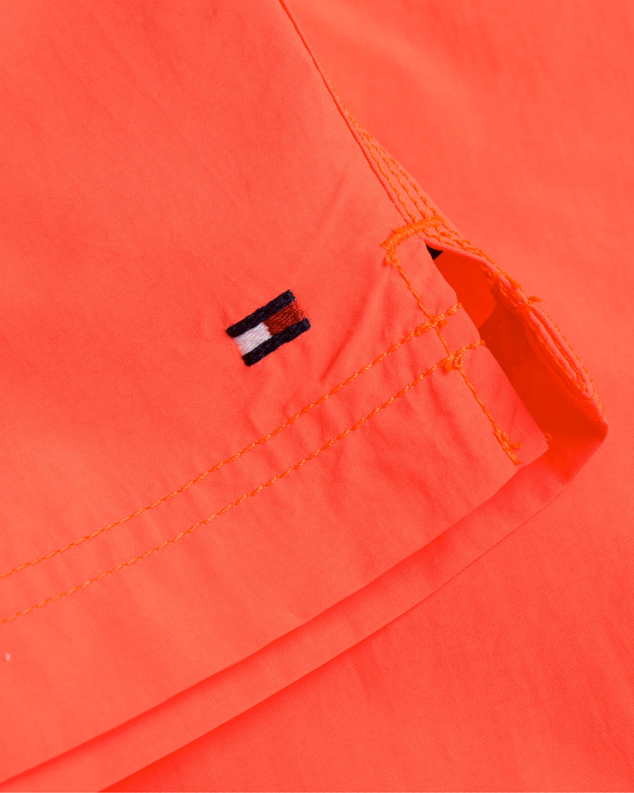 Herr | Badbyxor | Tommy Hilfiger | Solid Swim Trunk Neon Orange