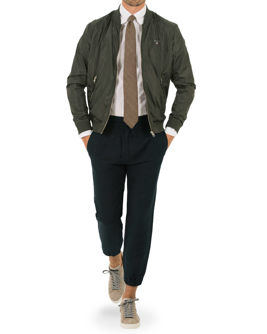 Herr | Jackor | GANT | Airy Nylon Bomber Jacket Pine Green