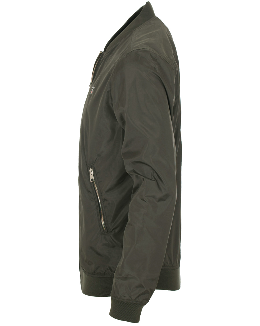 Herr | Jackor | GANT | Airy Nylon Bomber Jacket Pine Green