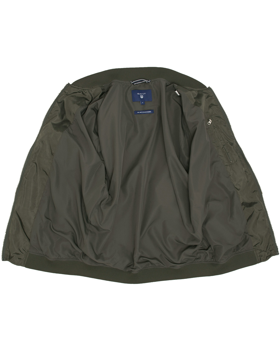 Herr | Jackor | GANT | Airy Nylon Bomber Jacket Pine Green