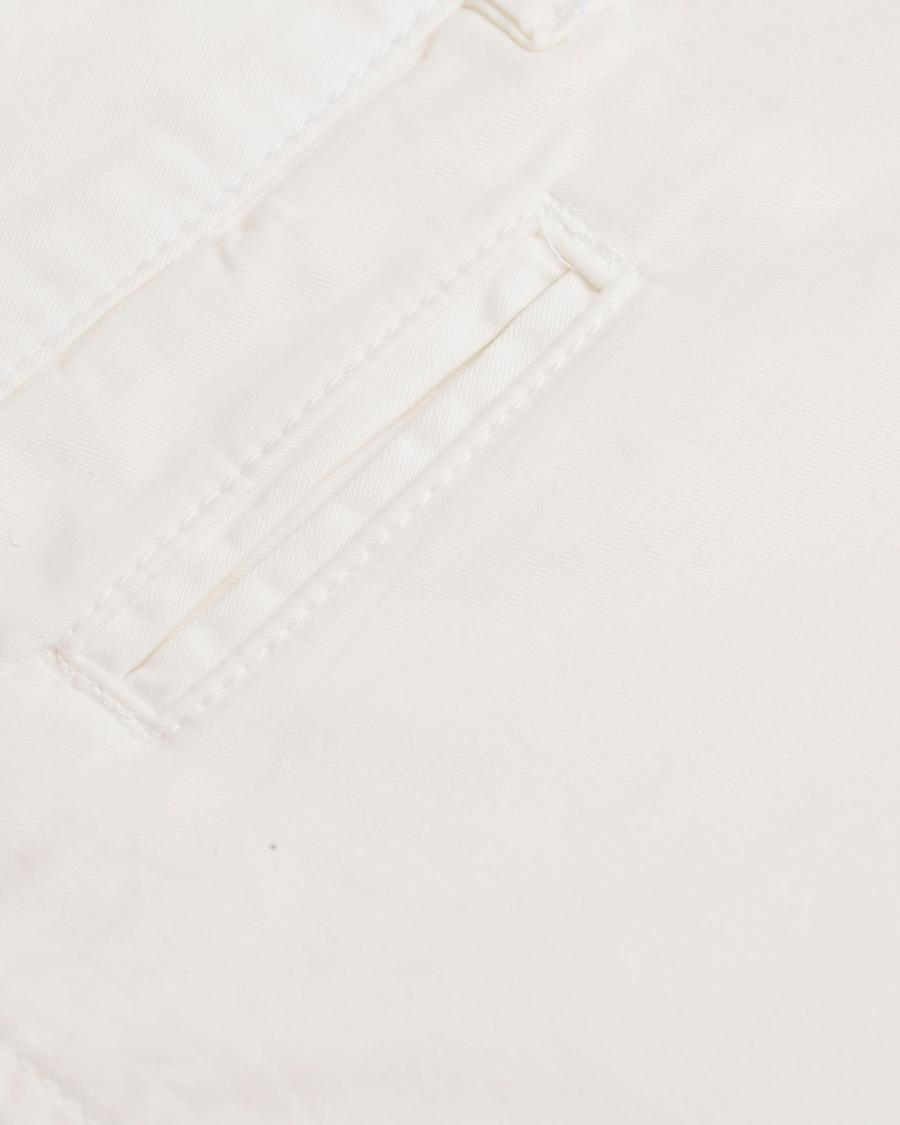 Herr | Byxor | Morris | Light Twill Chino Off White