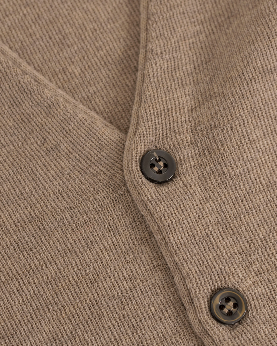 Herr | Tröjor | Oscar Jacobson | Tailor Extrafine Merino Wool Waistcoat Beige