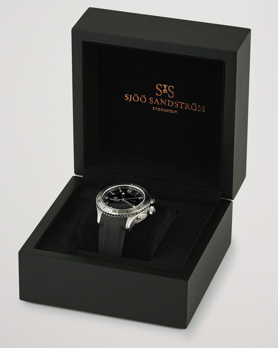 Herr | Sjöö Sandström UTC Skydiver 44,2mm Black and Black Rubber | Sjöö Sandström | UTC Skydiver 44,2mm Black and Black Rubber