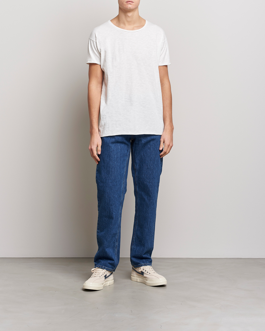 Herr | T-Shirts | Nudie Jeans | Roger Slub Crew Neck Tee Off White