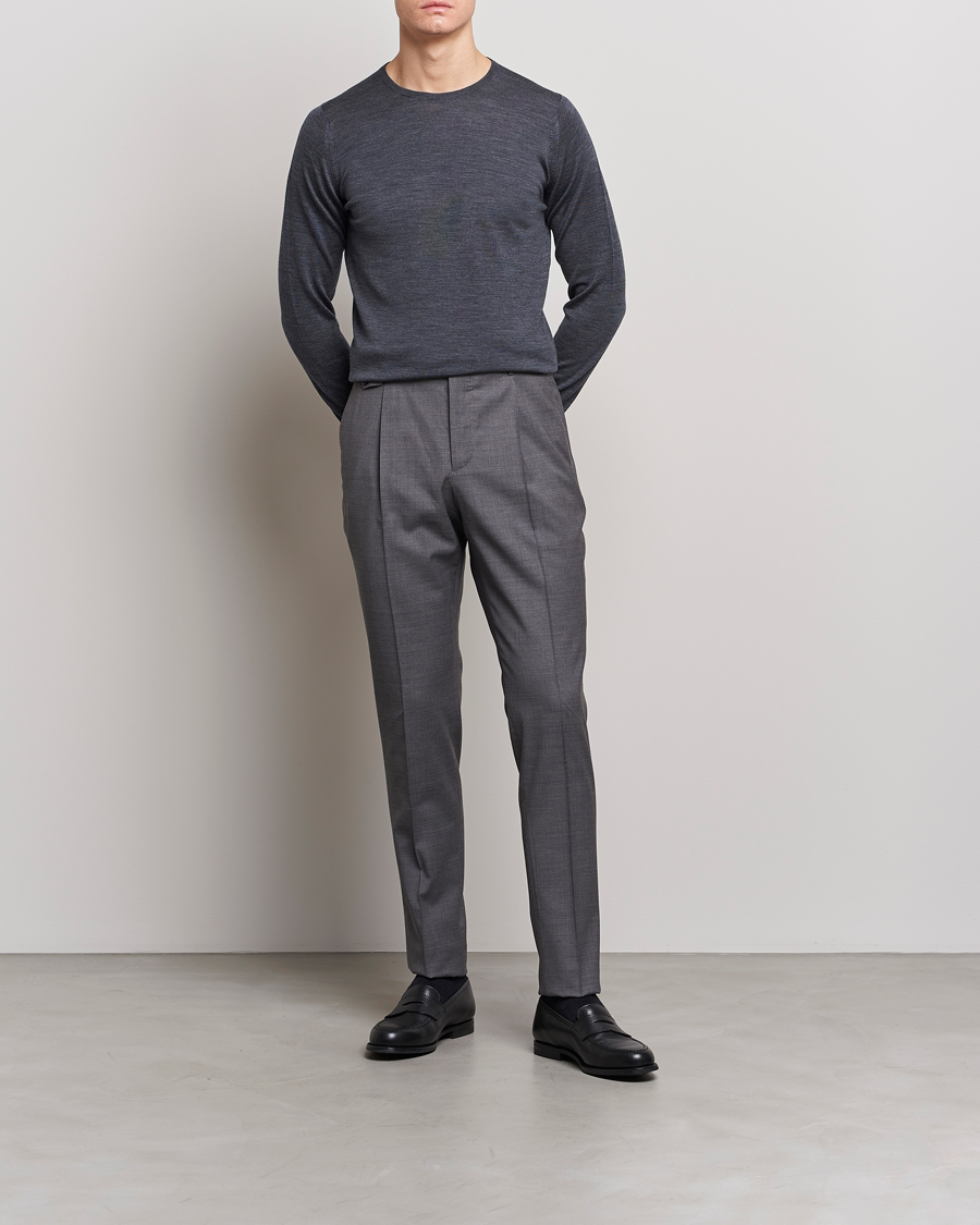 Herr | Tröjor | John Smedley | Lundy Extra Fine Merino Crew Neck Charcoal
