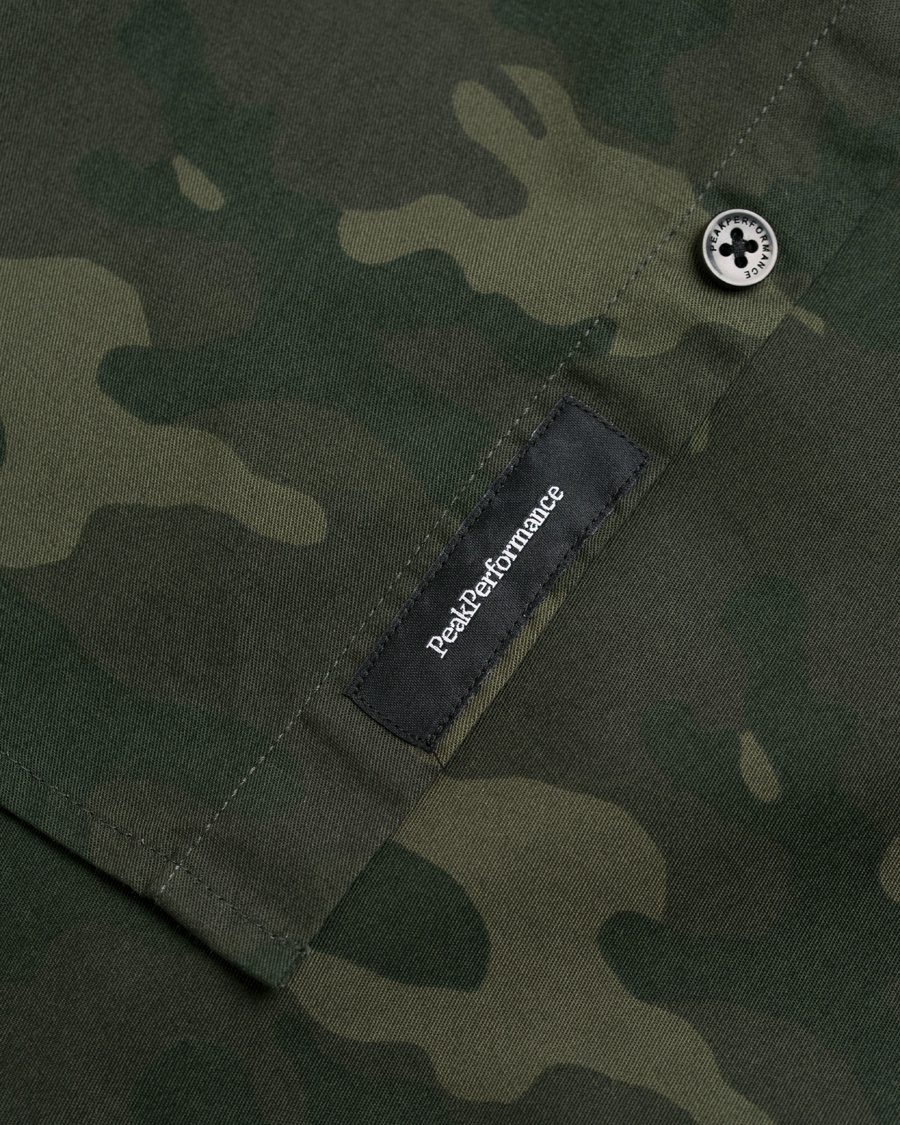 Herr | Skjortor | Peak Performance | Keen Camo Shirt Green
