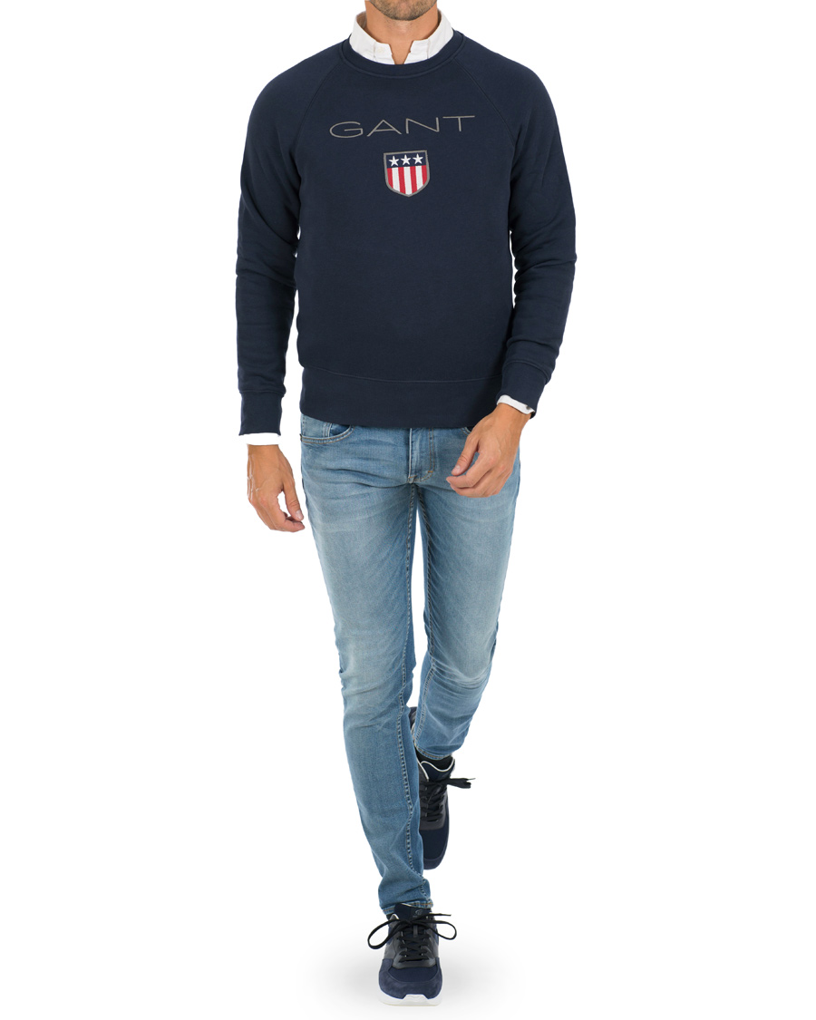 Herr | Tröjor | GANT | Shield Crew Neck Sweatshirt Evening Blue