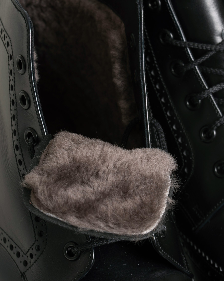 Herr | Loake 1880 Wolf Premium Fur Lined Brogue Black Calf | Loake 1880 | Wolf Premium Fur Lined Brogue Black Calf