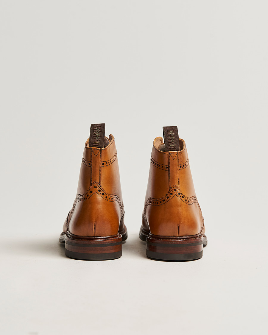 Herr | Loake 1880 Wolf Premium Fur Lined Brogue Tan Burnished Calf | Loake 1880 | Wolf Premium Fur Lined Brogue Tan Burnished Calf
