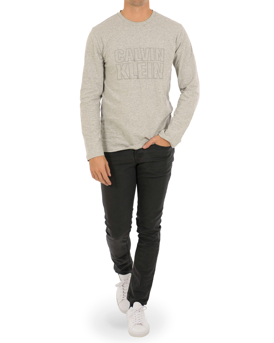 Herr | T-Shirts | Calvin Klein | Jeans Logo Long Sleeve Crew Neck Tee Grey