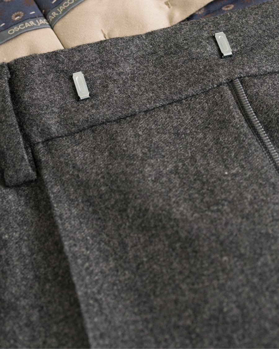 Herr | Byxor | Oscar Jacobson | Dean Turn Up Flannel Trousers Dark Grey