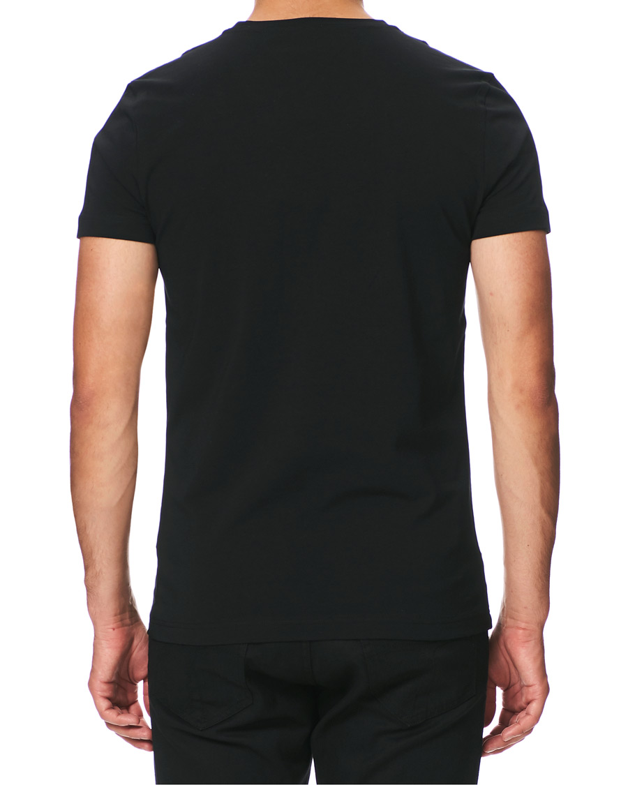 Herr | T-Shirts | Tommy Hilfiger | Slim Fit Stretch V-Neck Tee Flag Black
