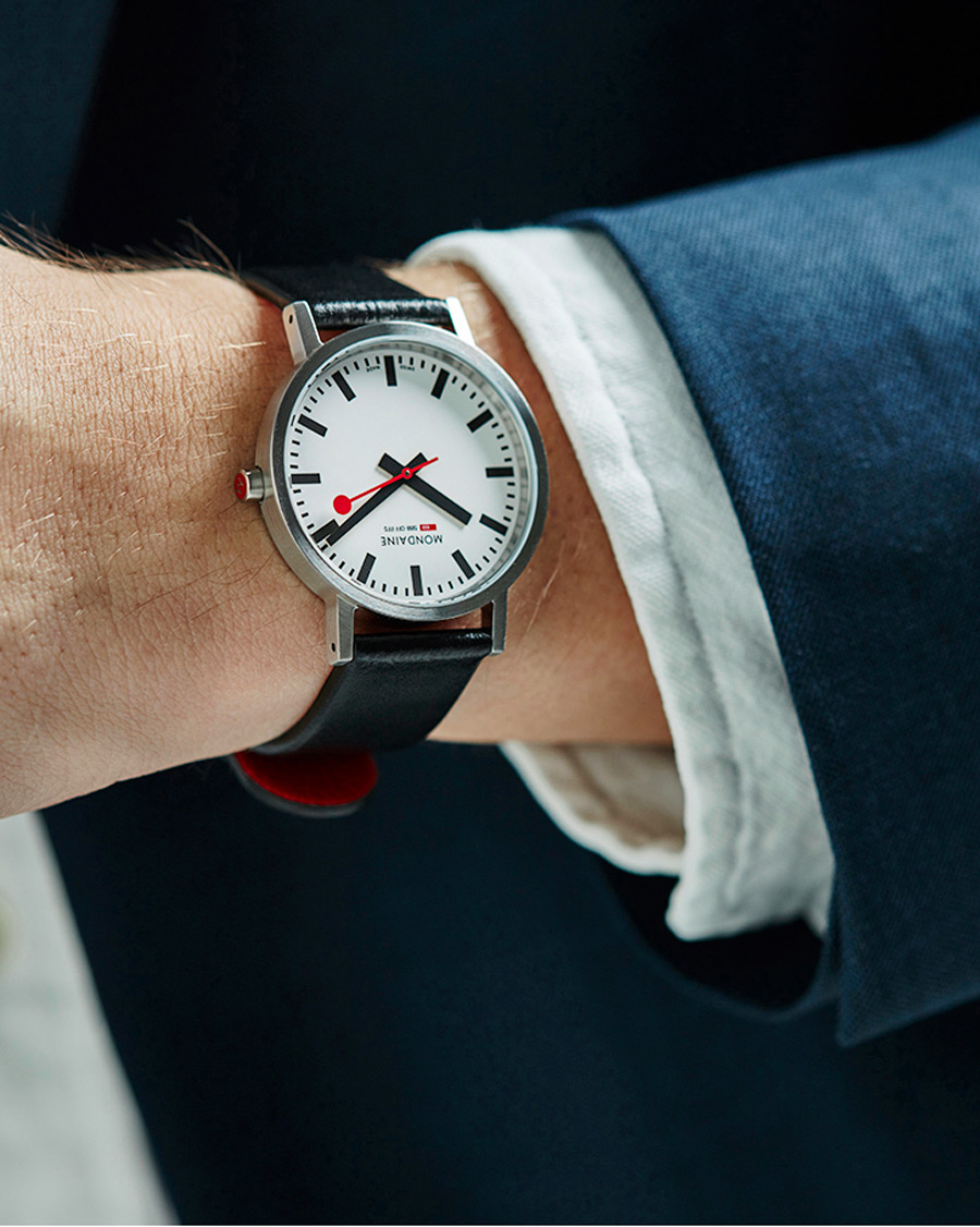 Herr | Mondaine New Classic Brushed Black 36mm | Mondaine | New Classic Brushed Black 36mm