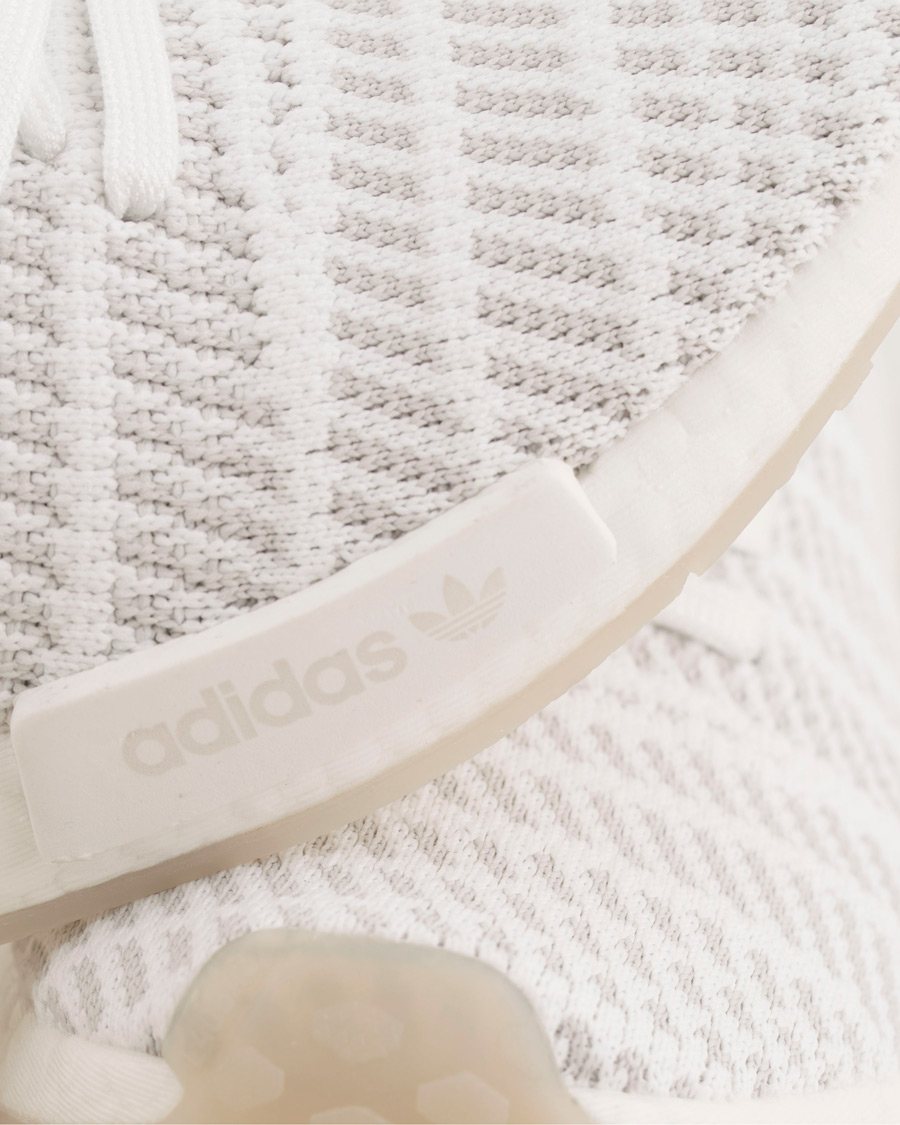 Herr | adidas Originals NMD_R1 Primeknit Running Sneaker White | adidas Originals | NMD_R1 Primeknit Running Sneaker White