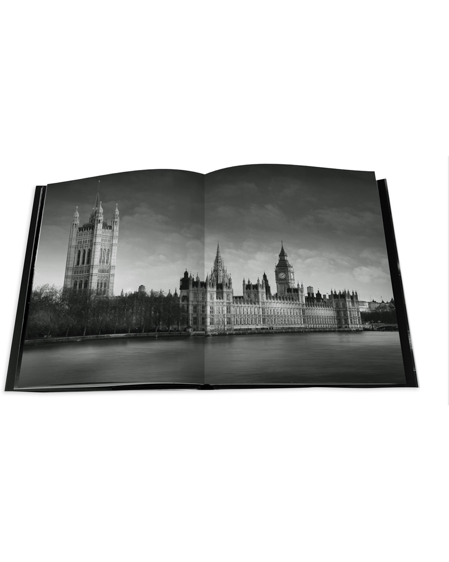 Herr | New Mags The Light of London Book | New Mags | The Light of London Book