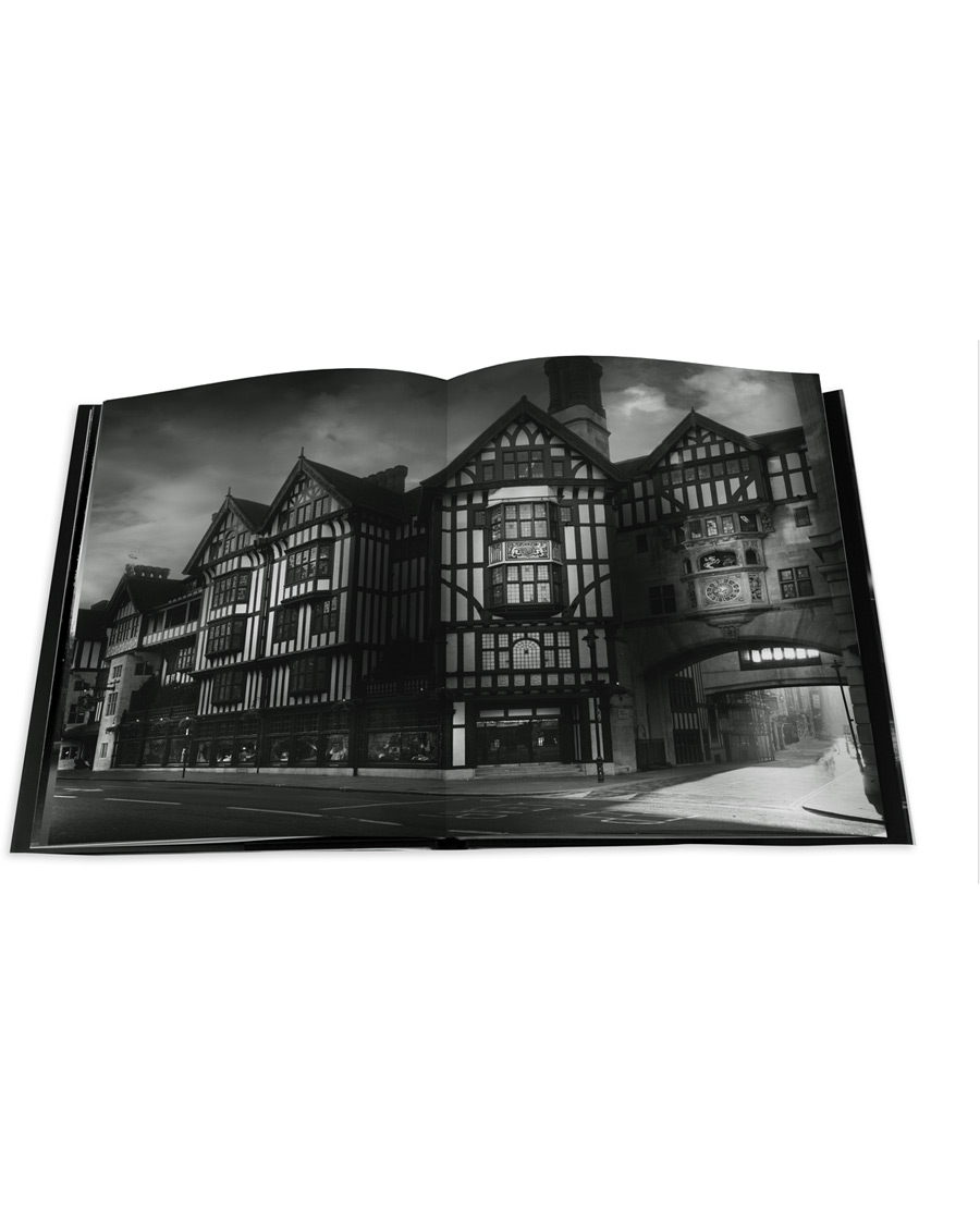 Herr | New Mags The Light of London Book | New Mags | The Light of London Book