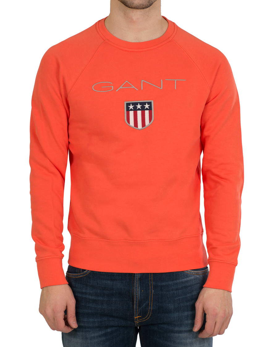 Herr | Tröjor | GANT | Shield Crew Neck Sweatshirt Strong Coral