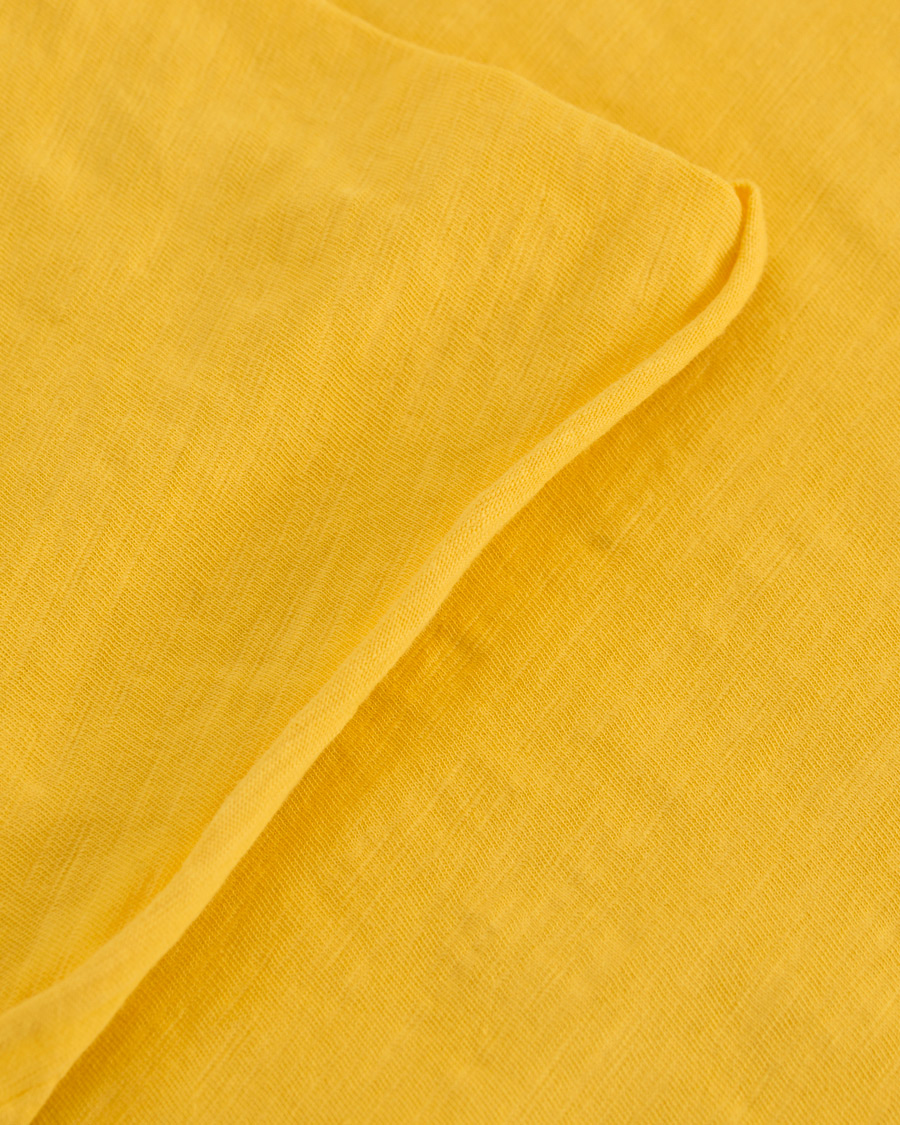 Herr | T-Shirts | Nudie Jeans | Roger Slub Tee Sun Yellow