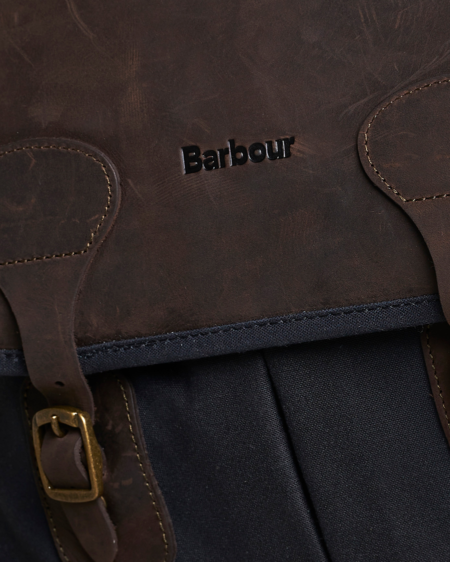 Herr | Väskor | Barbour Lifestyle | Wax Leather Tarras Navy