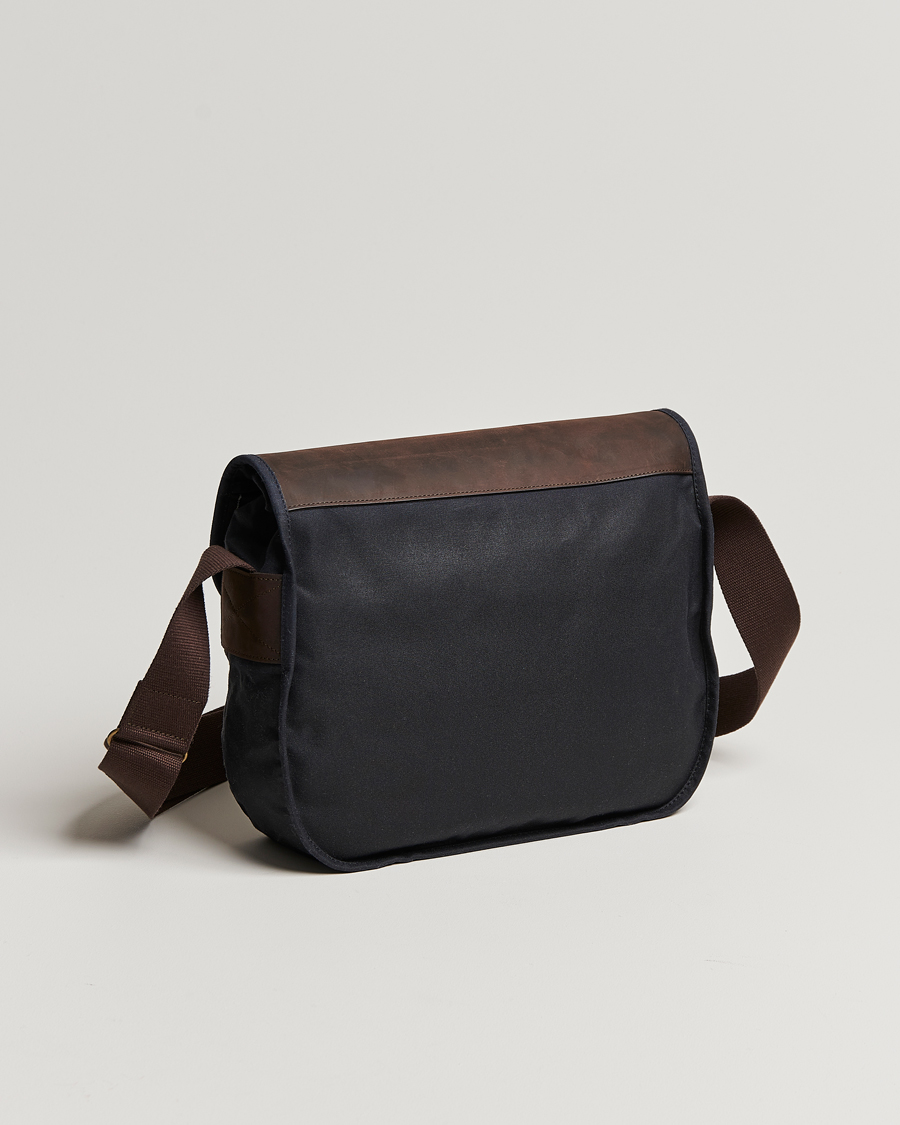 Herr | Väskor | Barbour Lifestyle | Wax Leather Tarras Navy