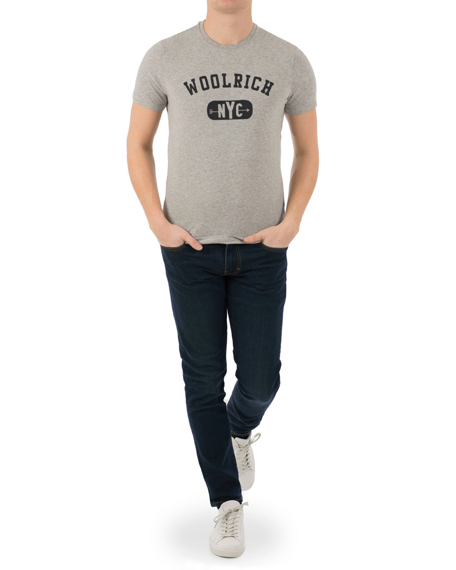 Herr | T-Shirts | Woolrich | Logo Crew Neck Tee Light Grey Melange