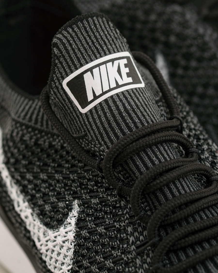 Herr | Nike Air Zoom Mariah Flyknit Racer Sneaker Black | Nike | Air Zoom Mariah Flyknit Racer Sneaker Black