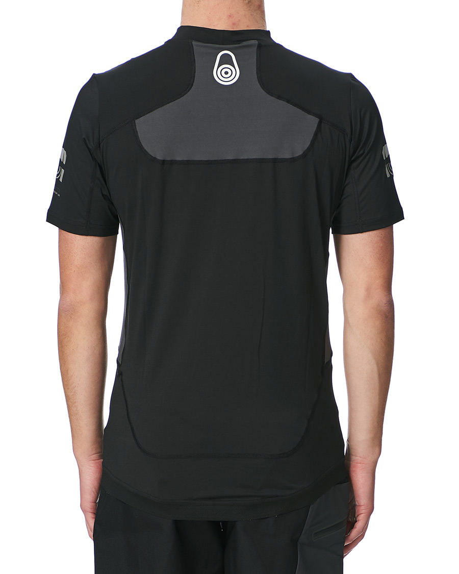 Herr | T-Shirts | Sail Racing | Reference Rashguard Tee Carbon